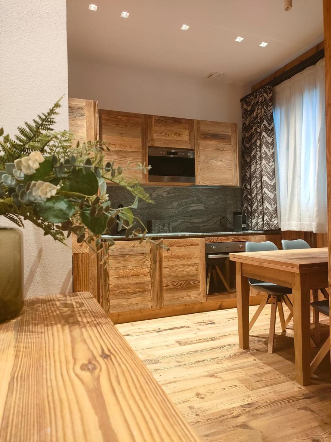 Fior Di Roccia Apartments- In Centro Cervinia, Sauna Privata, Matterhorn Dream Breuil-Cervinia Eksteriør billede