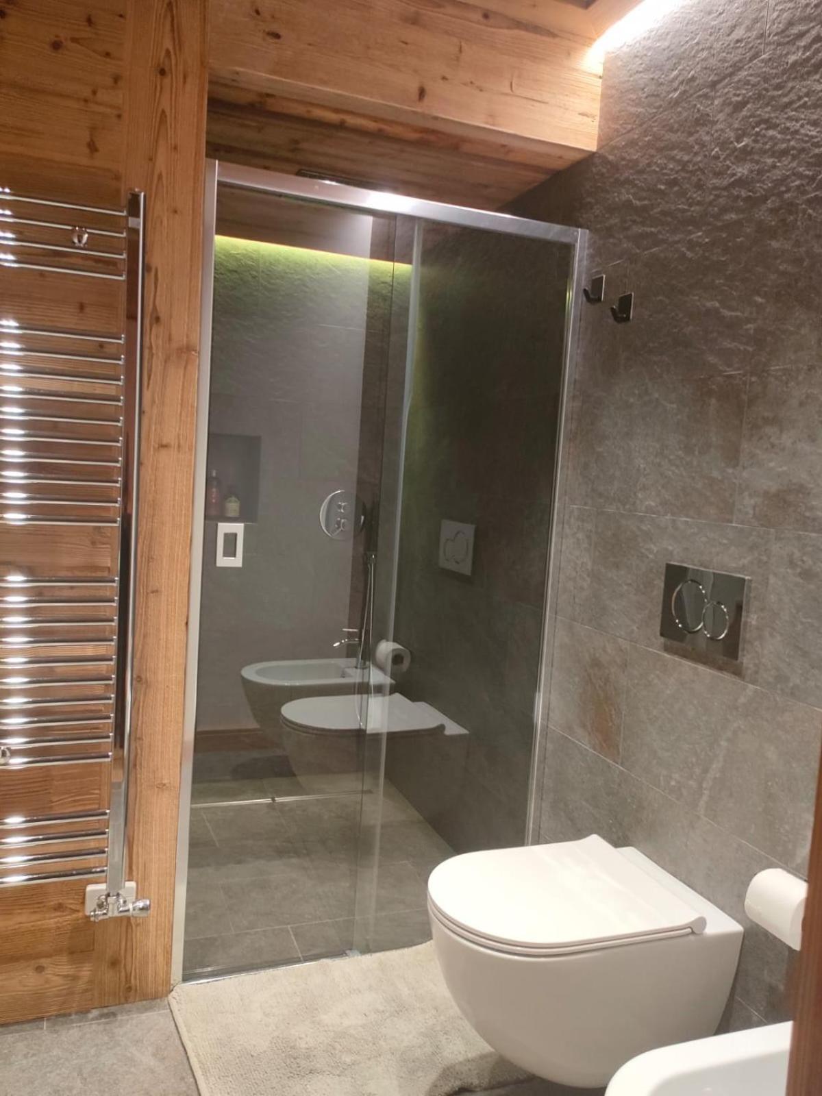 Fior Di Roccia Apartments- In Centro Cervinia, Sauna Privata, Matterhorn Dream Breuil-Cervinia Eksteriør billede